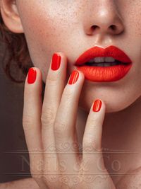 Rote Nägel, Fullcover Nails, Nageldesign, Nagelstudio Kaarst, Sylwia Napora